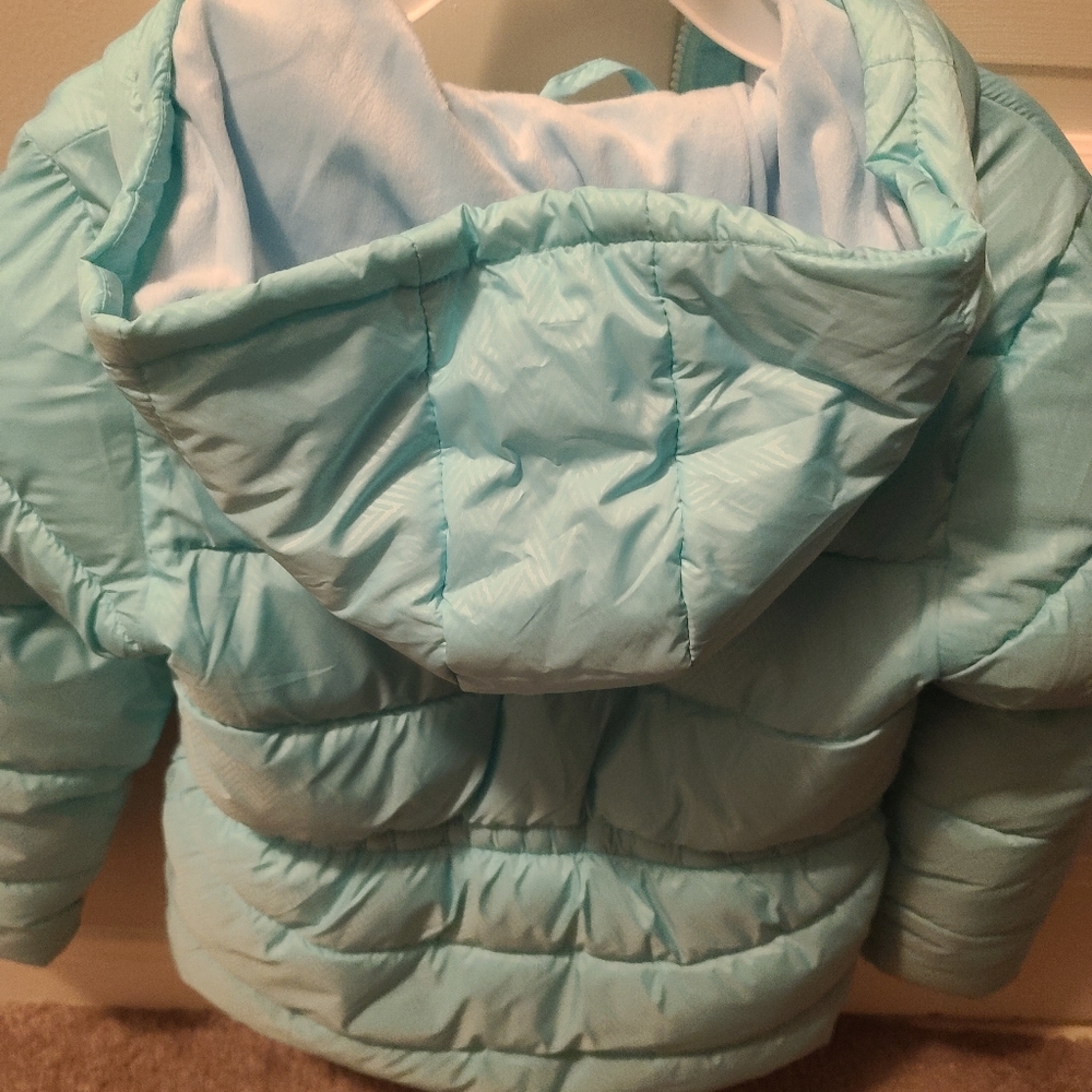 Girls puffy jacket - Picture 2 of 3